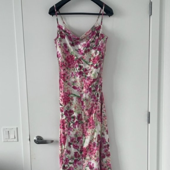 Hope & Ivy cowl neck maxi dress in mixed pink floral - Picture 1 of 3